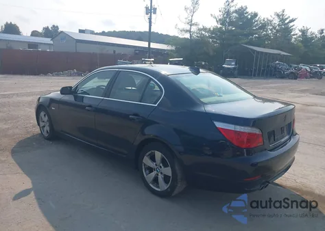 2008 BMW 528Xi из США, поврежденный, VIN WBANV13538BZ48068